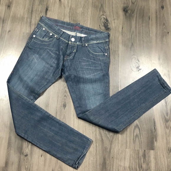 levis jeans size 30